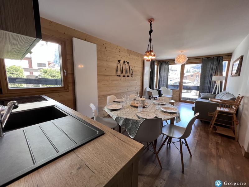 Photo n°2 de :ELAN 12 - Appartement 8 pers. 3* centre village